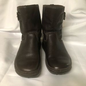 Fitflop leather boot size 8 EUC